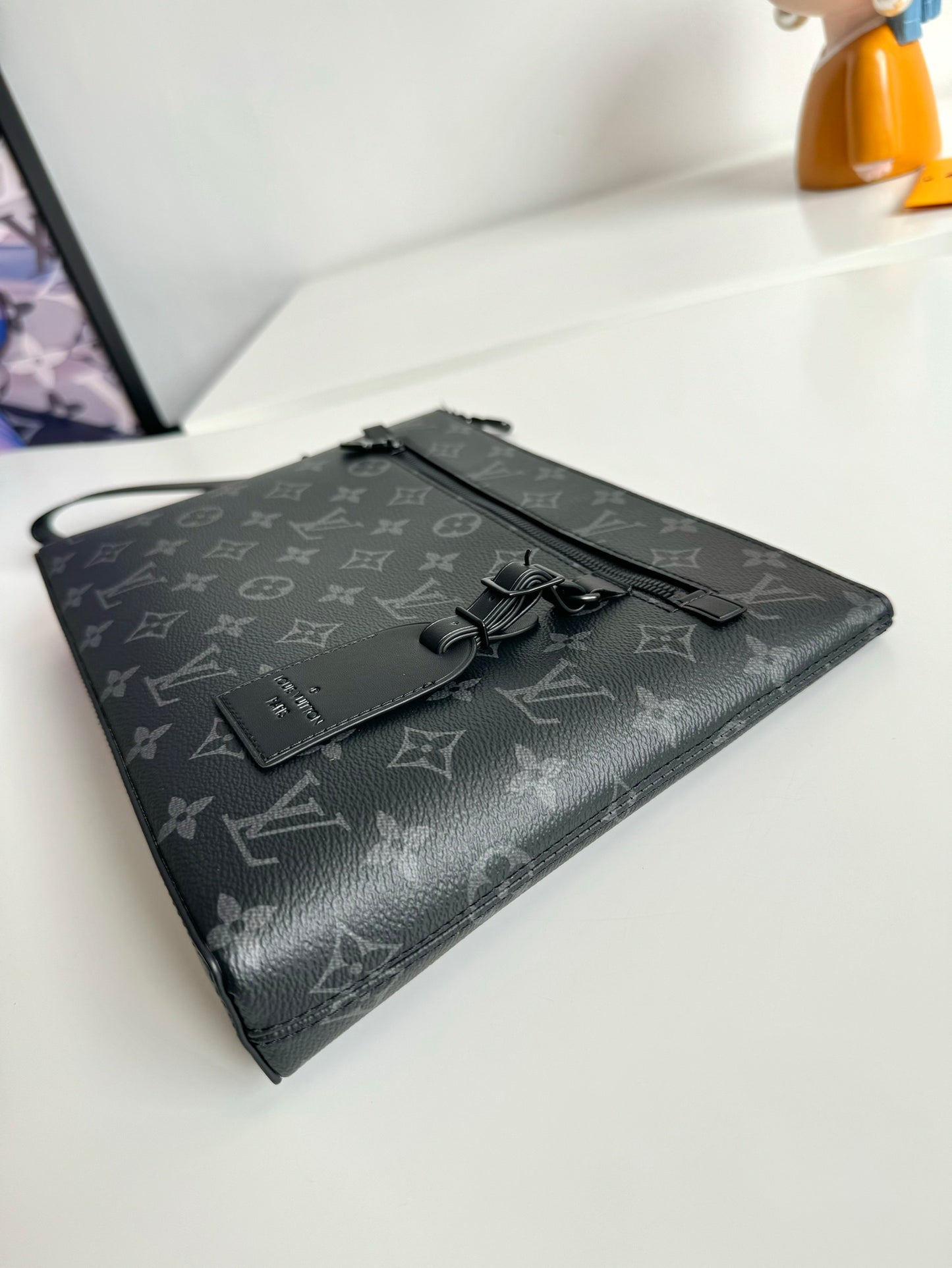 Louis Vuitton Classic Black Monogram Print Men's Wristlet Pouch Clutch Bag