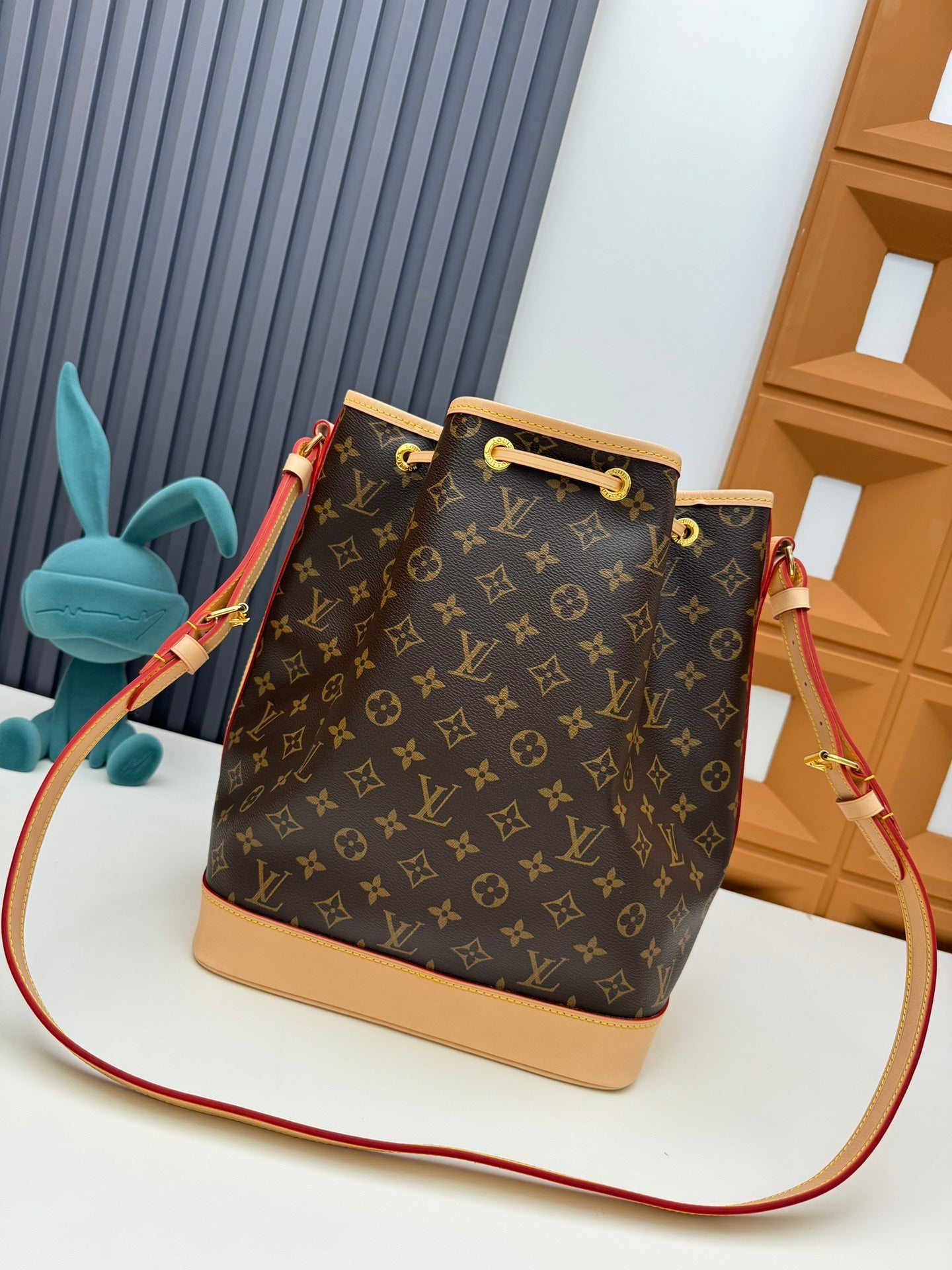 Louis Vuitton Monogram Canvas Noé Bucket Bag