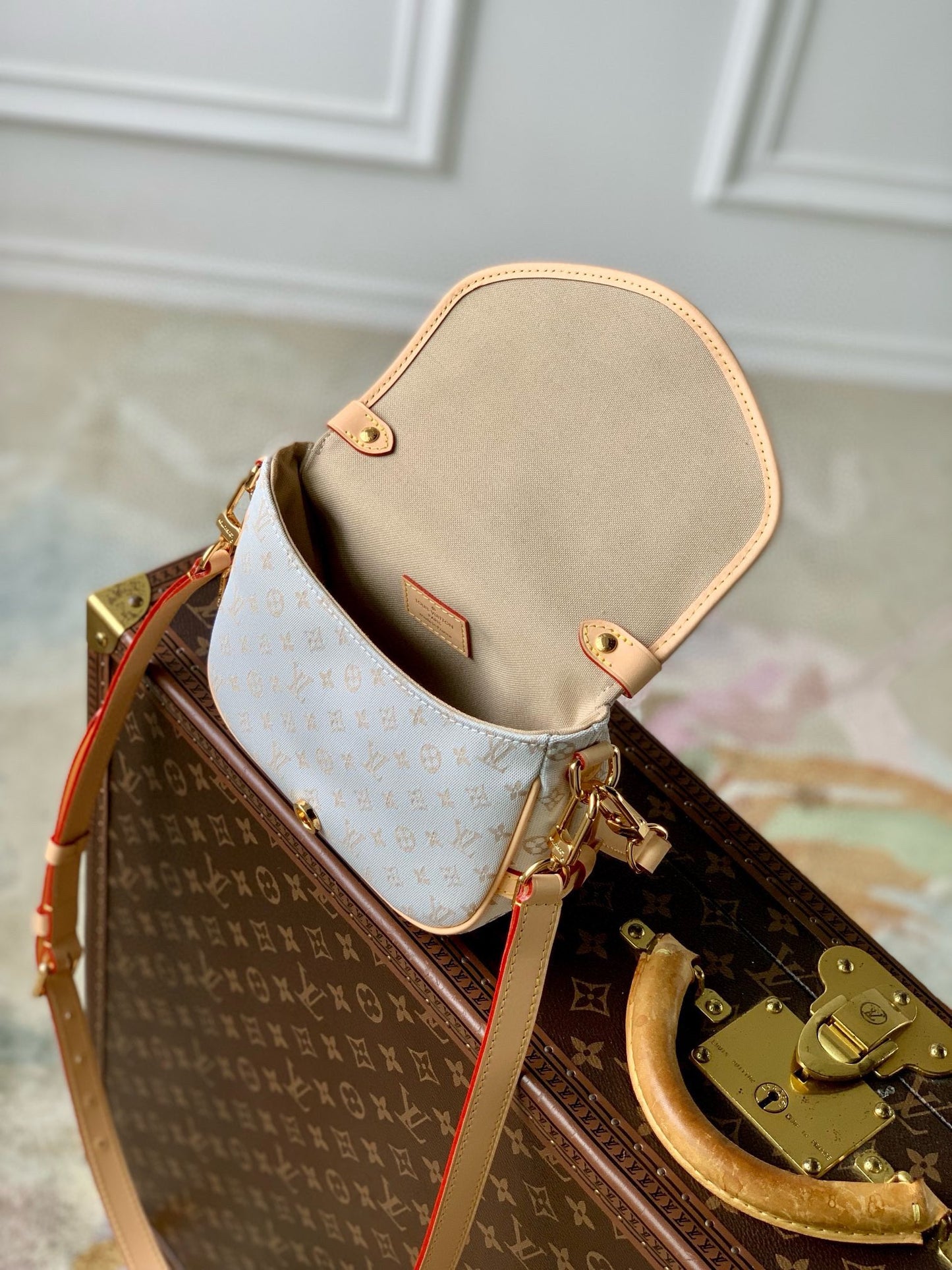 Louis Vuitton Luxury Monogram Canvas Crossbody Satchel Bag with Leather Trim