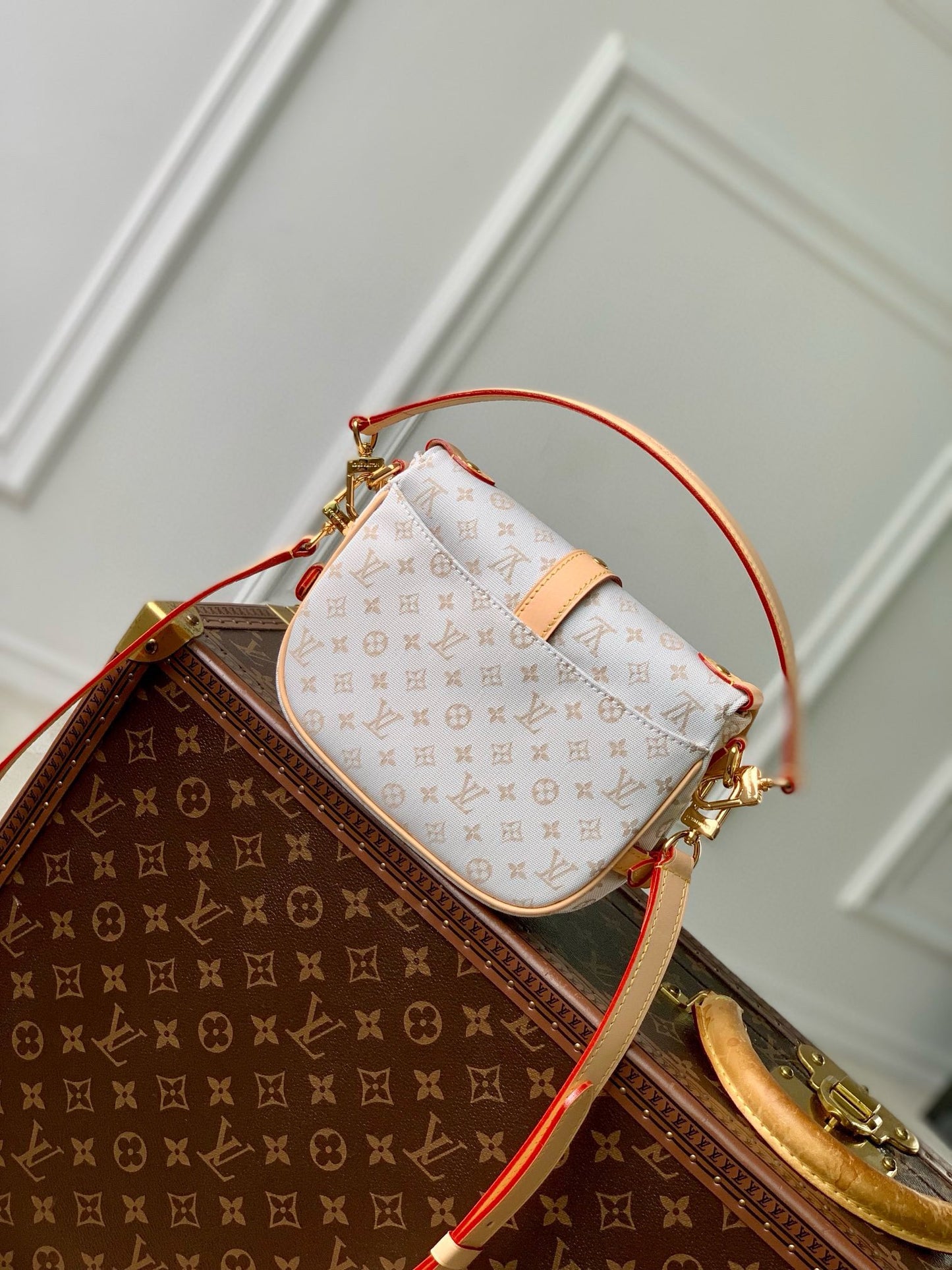 Louis Vuitton Luxury Monogram Canvas Crossbody Satchel Bag with Leather Trim
