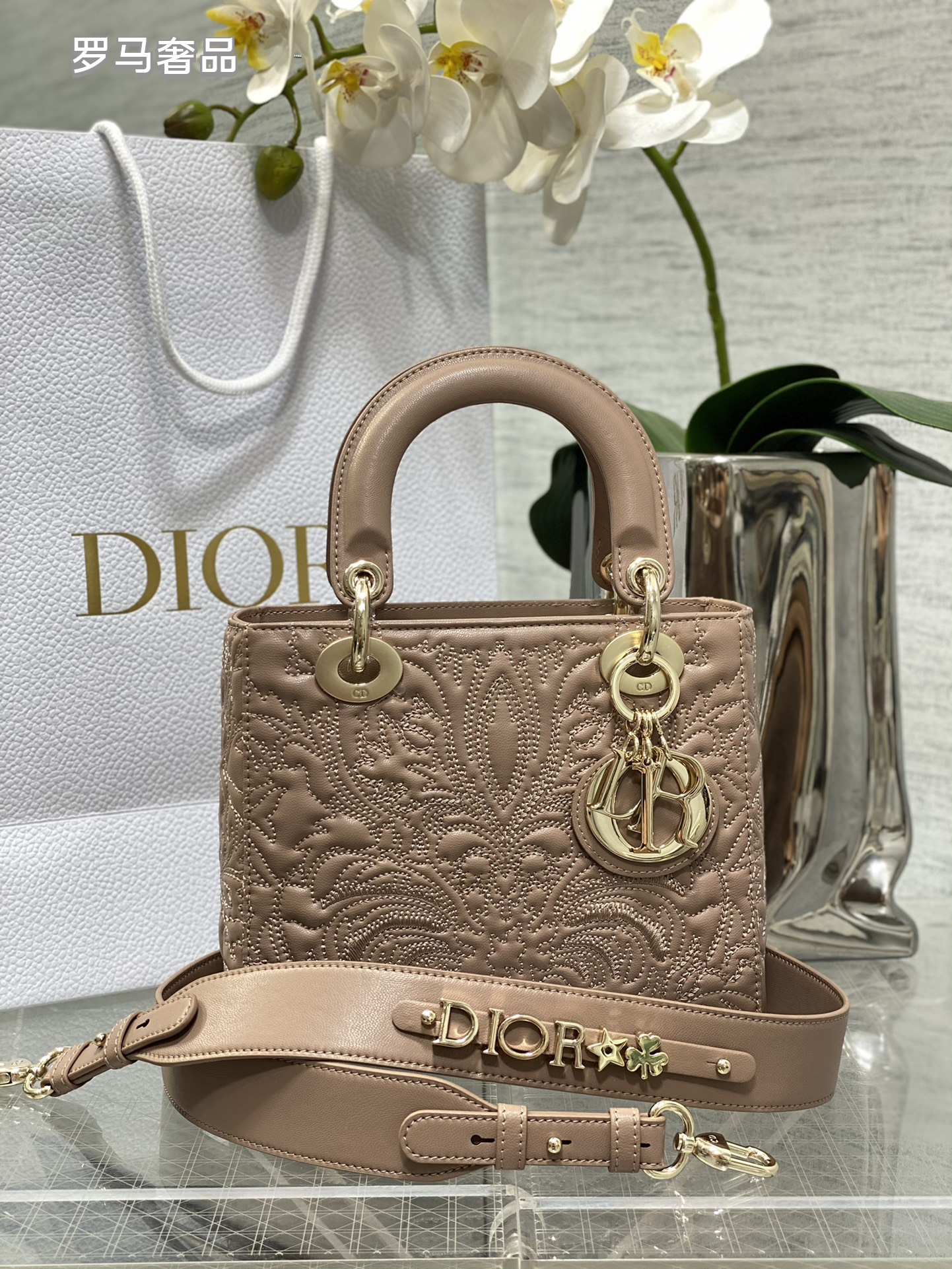 Dior Luxury White Floral Embossed Leather Handbag with Shoulder Strap