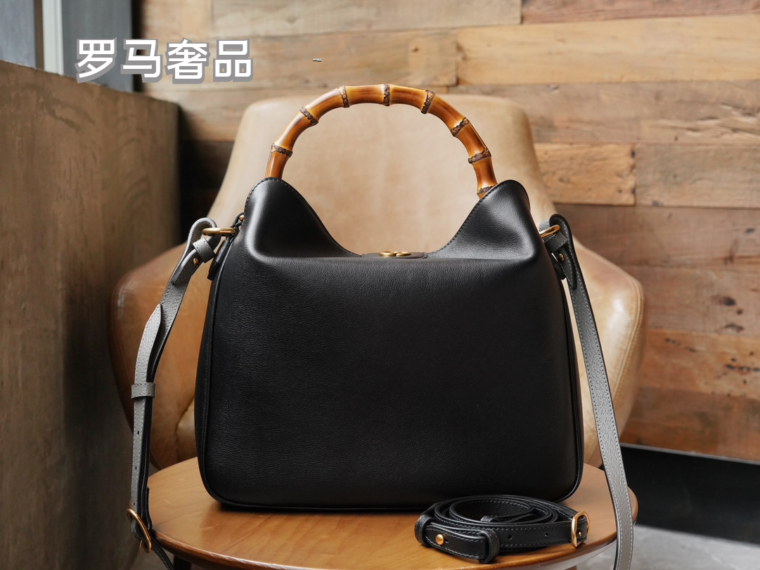 Gucci Vintage Black Leather Handbag with Bamboo Handle and Shoulder Strap