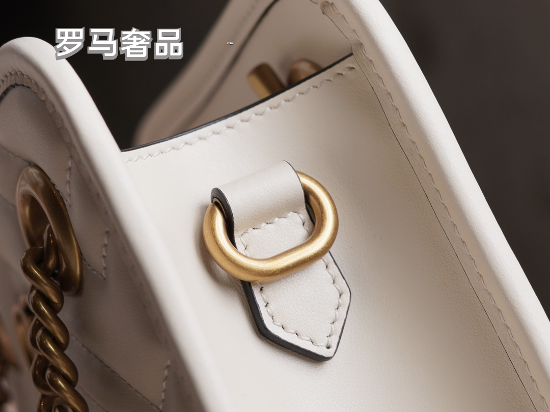 Gucci White Chevron Quilted Leather Mini Crossbody Bag with Gold Chain