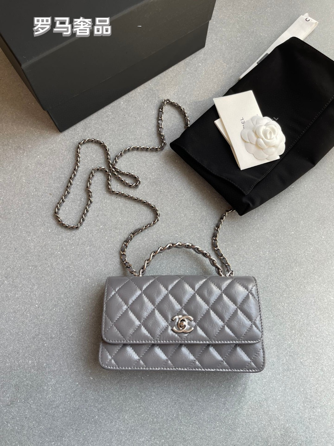 Elegant Quilted Leather Crossbody Flap Bag with Chain Strap - Multiple Colors