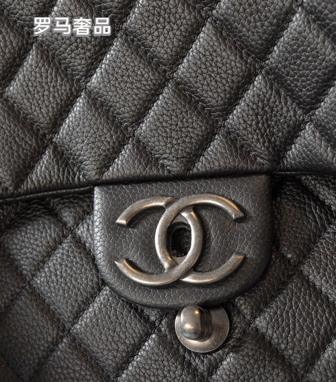 Luxury Oversized Black Quilted Leather Shoulder Bag - Maxi Flap Handbag for Women