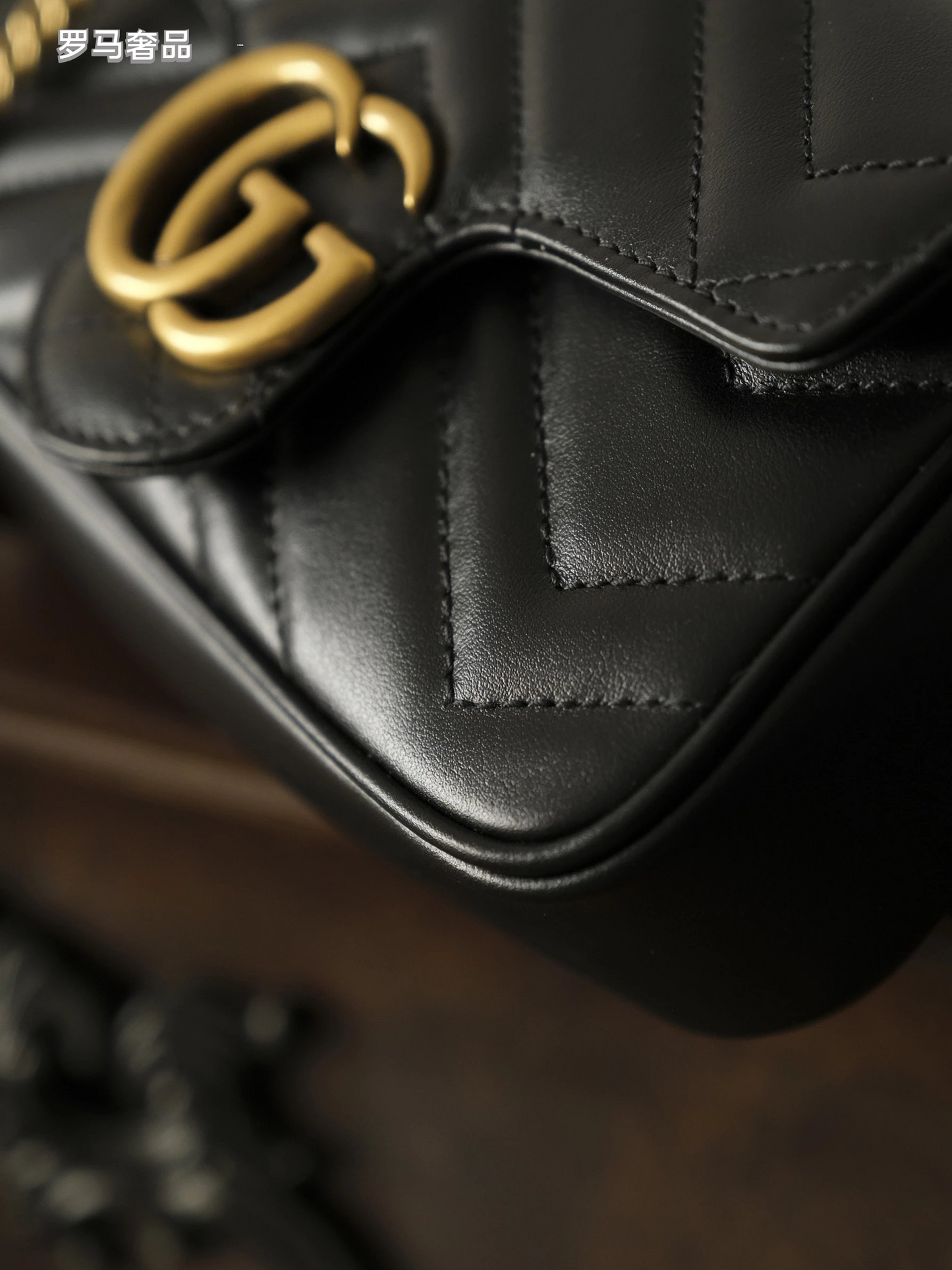 Gucci Black Quilted Chevron Leather Shoulder Bag with Gold Chain Strap