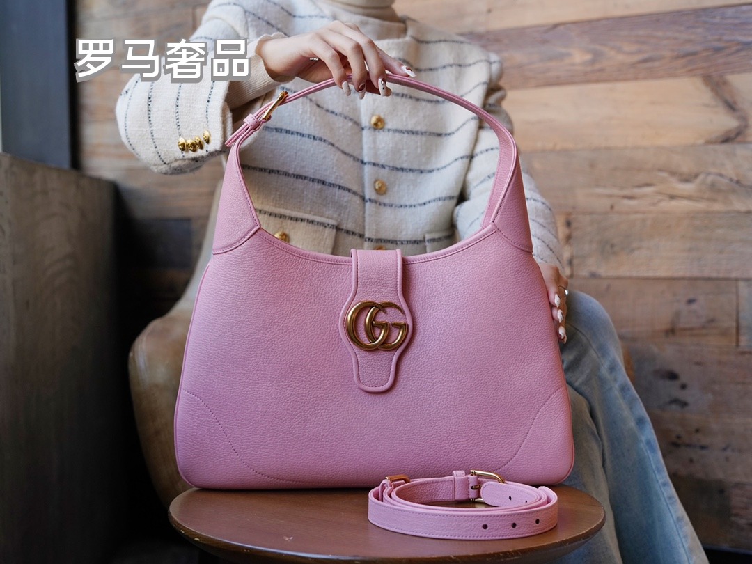 Gucci Vintage Brown Leather Hobo Shoulder Bag with Gold Buckle Accent