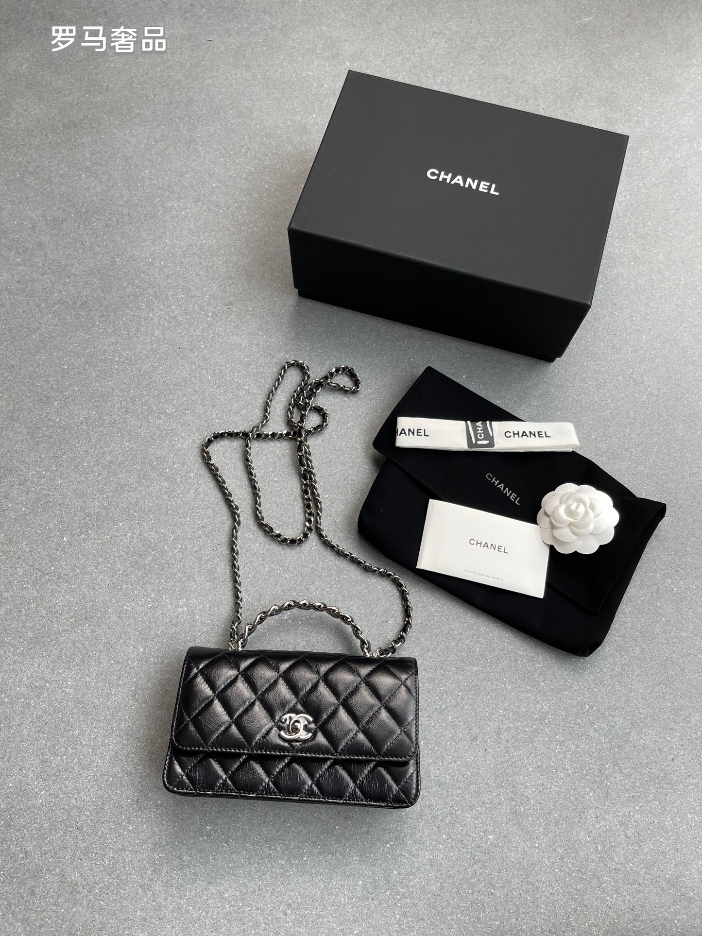 Elegant Quilted Leather Crossbody Flap Bag with Chain Strap - Multiple Colors
