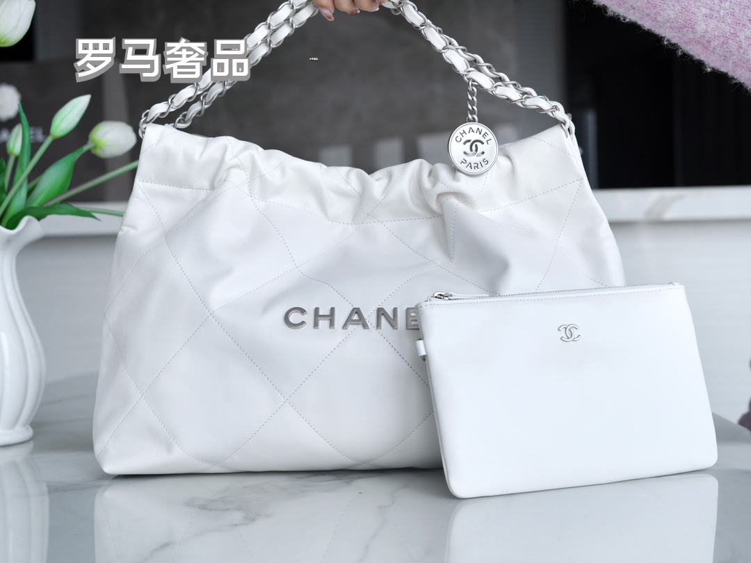 Chanel 22 Handbag - White Shiny Calfskin &amp; Silver-Tone Metal with Matching Pouch