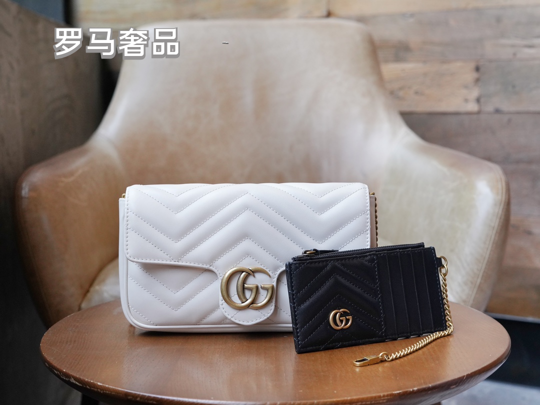 Gucci Luxury Black Chevron Quilted Leather Crossbody Bag with Gold Chain