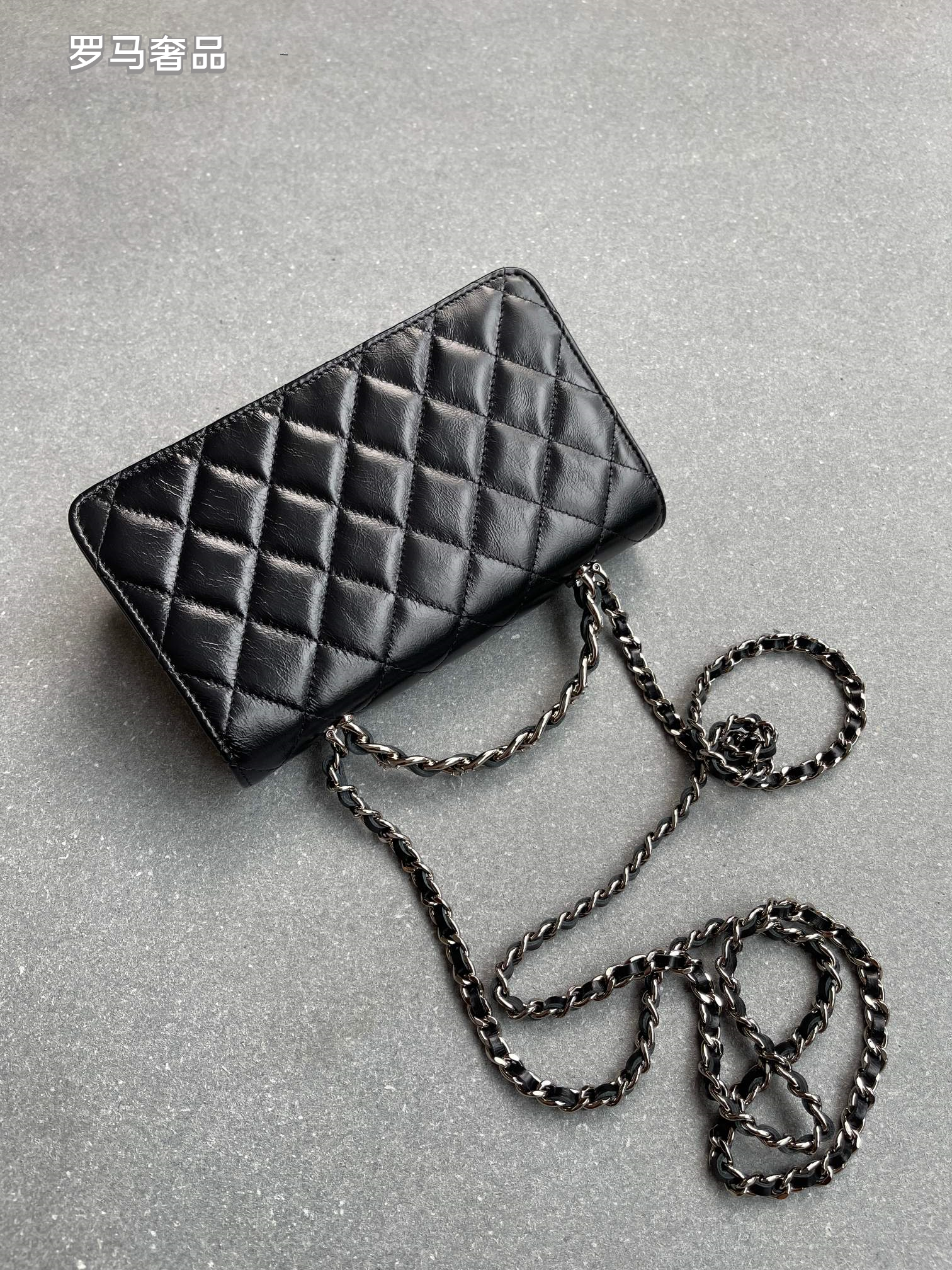 Elegant Quilted Leather Crossbody Flap Bag with Chain Strap - Multiple Colors